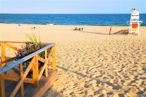 10 Best Beaches In The Hamptons Head Out Of New York On A Road Trip To The Beaches Of The