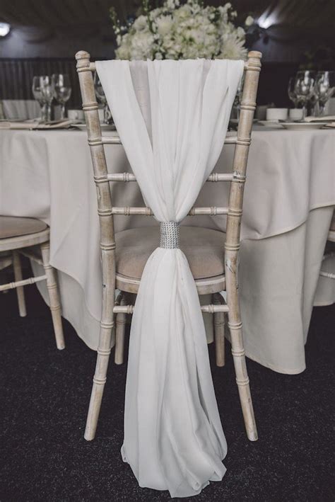 28 Awesome Wedding Chair Decoration Ideas for Ceremony and Reception