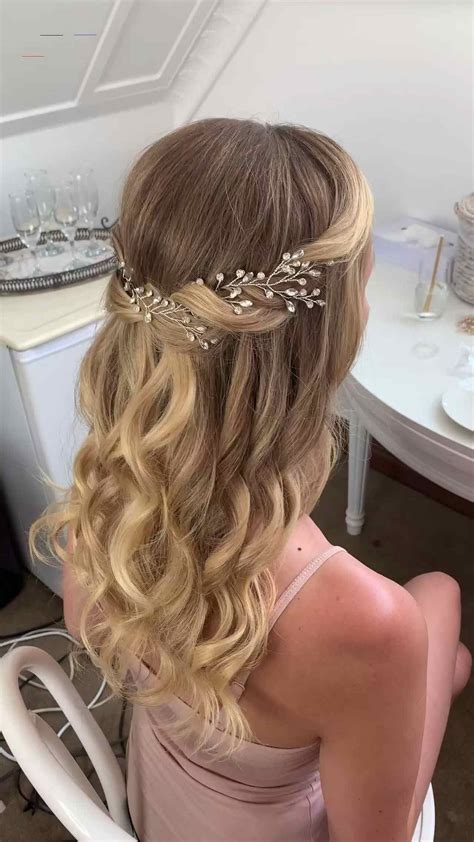 21 Half Up Half Down Hairstyles For Brides Hairstyle Catalog