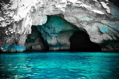 Blue Grotto Malta Malta Travel Capri Italy Blue Grotto Places To Visit