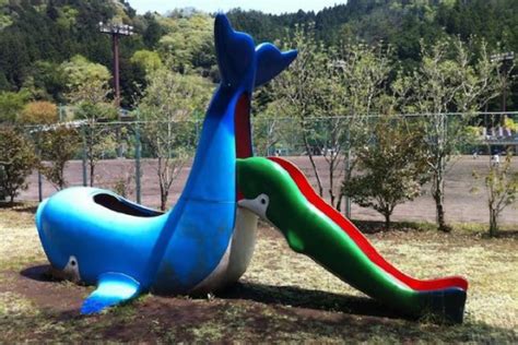 23 Hilarious Photos Of Inappropriate Playground Equipment Art Sheep