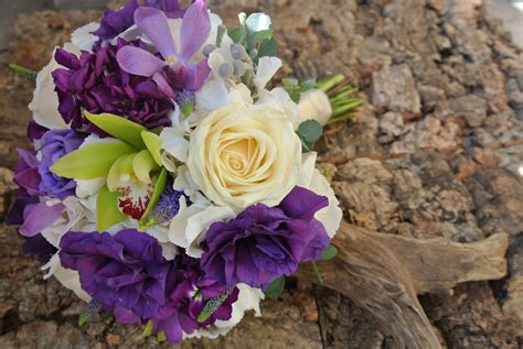 We did not find results for: Summery Bridal Bouquet Lisianthus, Rose, Cymbidium, Mokara ...