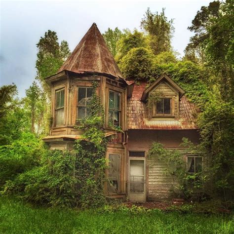 Sheri Hayden - Photos of Abandoned in Virginia | Abandoned houses, Old