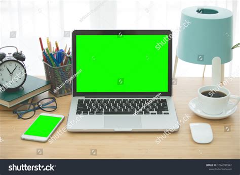 Mockup Image Laptop Blank Green Screen Stock Photo 1066091942