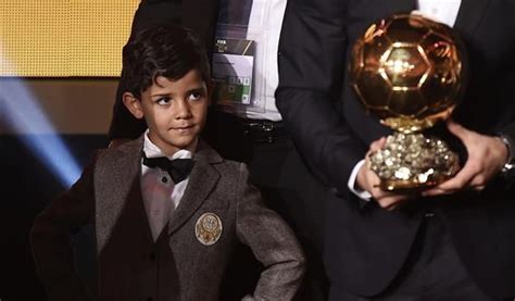 See more ideas about messi, messi photos, lionel messi. Сын Криштиану Роналду назвал Лео Месси своим кумиром