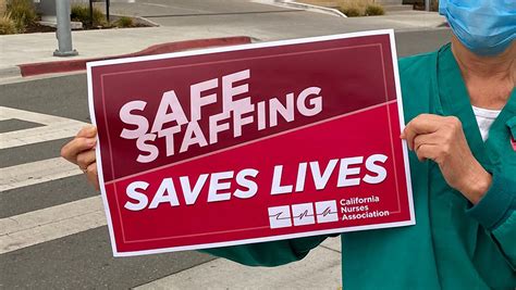 Doctors Modesto Nurses Protest State Waiver Of Safe Staffing Standards