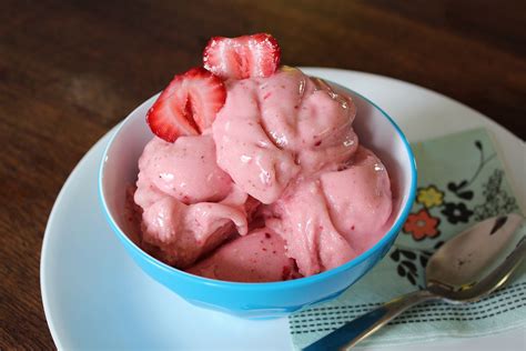 Healthy Strawberry Banana Ice Cream Or Soft Serve Frozen Yogurt