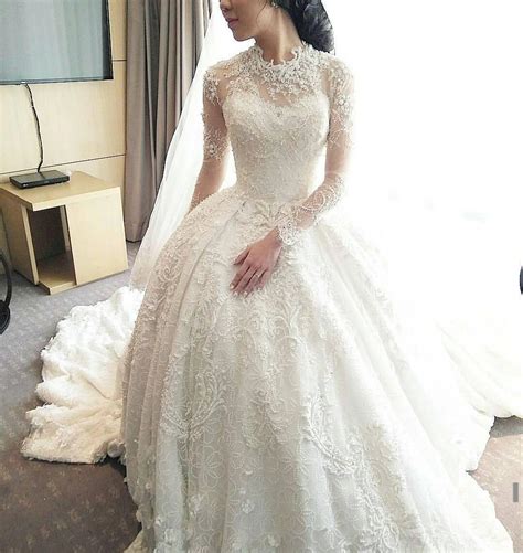 Princess Wedding Dress 2017 High Neck Long Sleeves Embroidery Beading