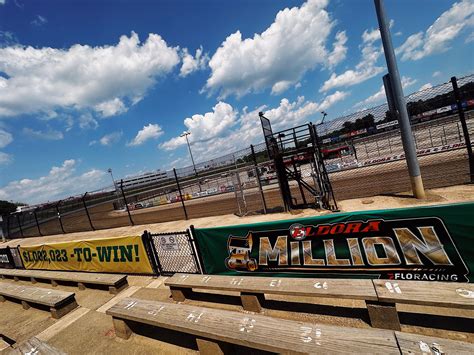 𝗪𝗔𝗟𝗞𝗔𝗣𝗘𝗗𝗜𝗔 on twitter a peaceful busy day getting ready at eldoraspeedway it s a privilege