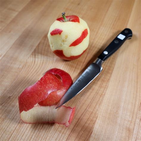 How To Peel An Apple 2 Easy Ways Home Cook Basics
