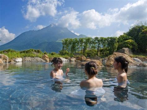 Onsen And Sento A Closer Look Into Japans Bathing Culture