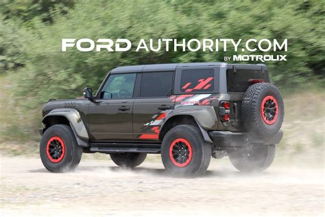2024 Ford Bronco Raptor Spotted With New Paint Graphics