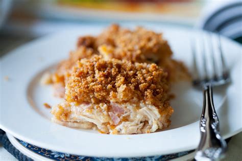 Try this easy version and impress your guests! Chicken Cordon Bleu Casserole - Beautiful Life and Home