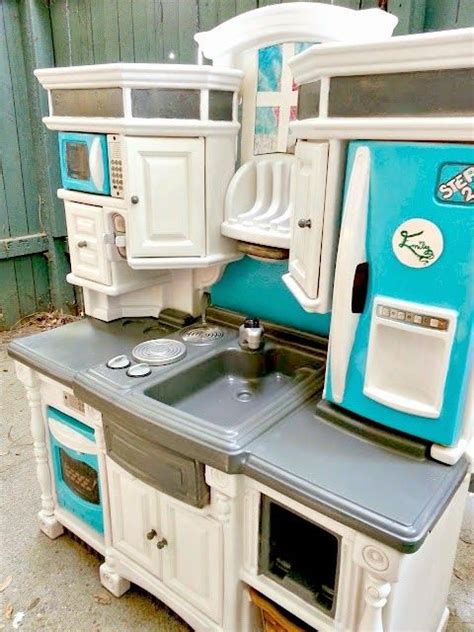 I can't tell you how excited i am about this little kitchen makeover. Little Bits of Sunshine: Play Kitchen Makeover - Sneak ...