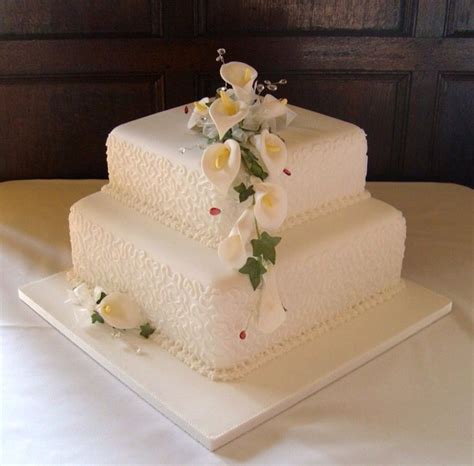 Lacy Wedding Cake Wedding Cake Two Tier Bling Wedding Cakes Wedding