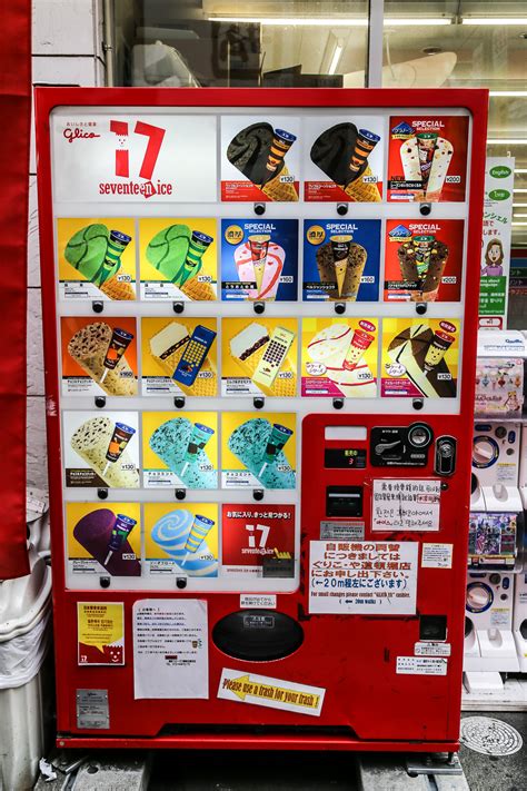 Since the busy lifestyle of many of the country's citizens demands efficiency in both professional and accumulated number of installed vending machines in japan from 2011 to 2020. Vendo Machine Food in Japan - Ang Sarap