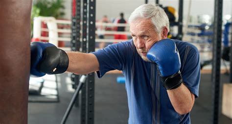 fighting off parkinson s disease with rock steady boxing penn therapy and fitness