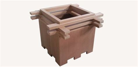 China Garden Composite Wood Plastic Plant Pots Manufacturers And