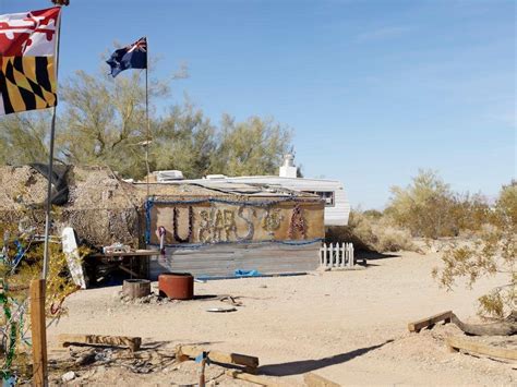 Inside Slab City A Squatters Paradise In Southern California
