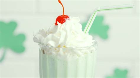 Shamrock Shakes Are Officially Back At Mcdonald S