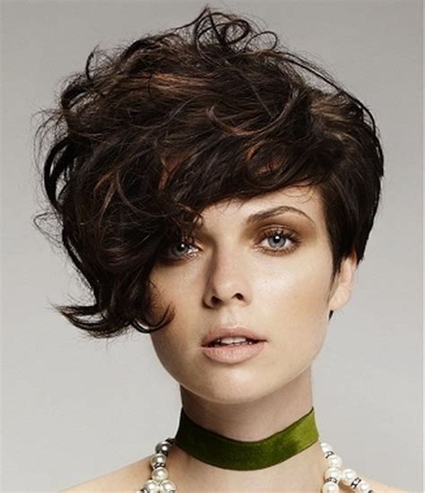 Short Curly Hairstyles Hairstyle For Womens