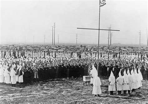 Ku Klux Klan Recruitment Ceremony In Redondo Beach Near Los Angeles Calif When 800 Applicants