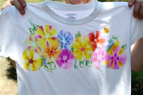 Not only is it incredibly easy to do but it's also a great feeling throwing on a shirt or showing off a piece of fabric you dyed yourself with. Butterfly Jungle: And Flowers Too