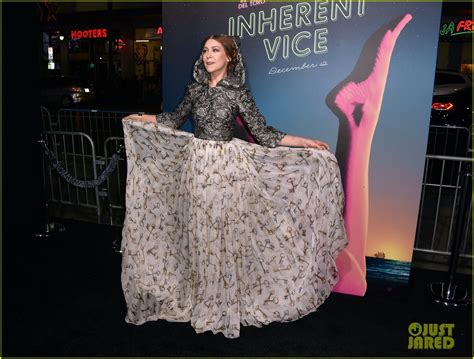 Katherine Waterston Talks Going Fully Nude In Inherent Vice Photo 3259465 Andy Samberg