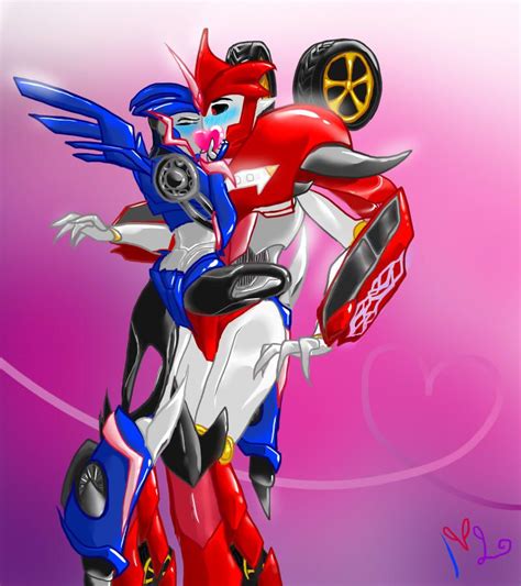 Arcee And Knockout Valentine Kiss Transformers Characters