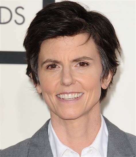 Tig Notaro Performs Stand Up Set Topless To Show Her Mastectomy Scars