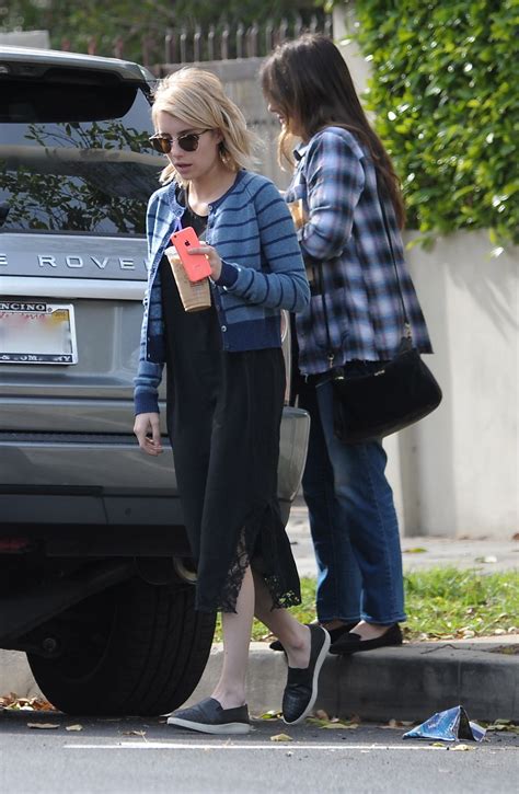 Emma Roberts And Her Mom Out In Los Angeles Hawtcelebs