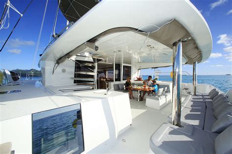 Tahiti Yacht Charter