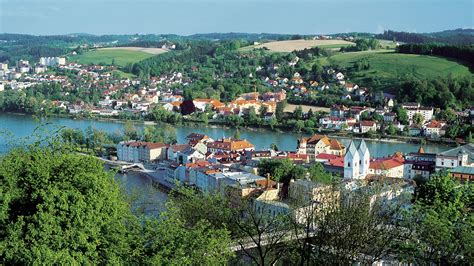 Lobau hotels map is available on the target page linked above. Flüsse und Seen: Donau - Donau - Flüsse und Seen - Natur ...