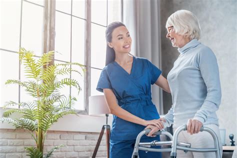 Blog 5 Qualities Of A Great Home Health Aide