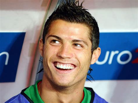 Biodata Cristiano Ronaldo Cr7 Lengkap Foto Dan Profilnya