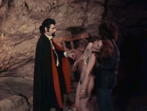 Ann Hollis Nue Dans Dracula The Dirty Old Man