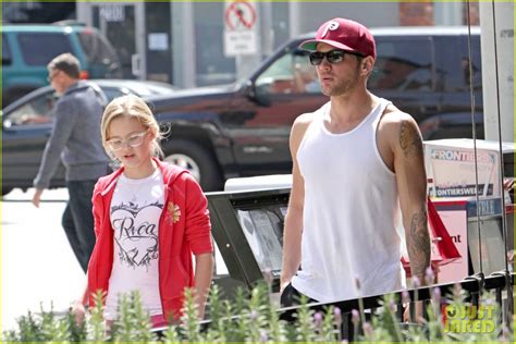 Ryan Phillippe And Ava Daddy Daughter Bonding Time Photo 2643376 Ava Phillippe Celebrity