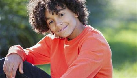 Ask people in your family if they have any odd jobs you can do to make some money. How 12-Year-Olds Can Make Easy Money | How To Adult