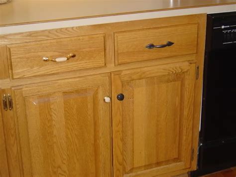Brushed Nickel Drawer Pulls On Oak Cabinets Darby Lincoln