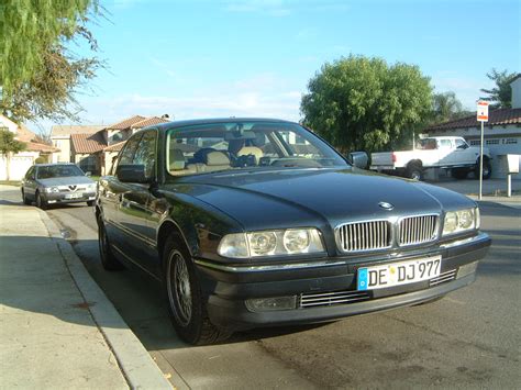 The ice drives the rear wheels of the vehicle. 1994 BMW 740i E38 related infomation,specifications ...
