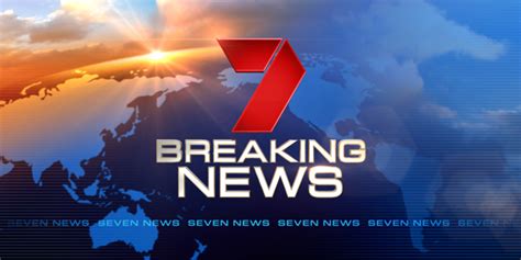 Xenophon threatens political return over ugg boot legal case. 7 News Sydney on Twitter: "Retail giant Woolworths is ...