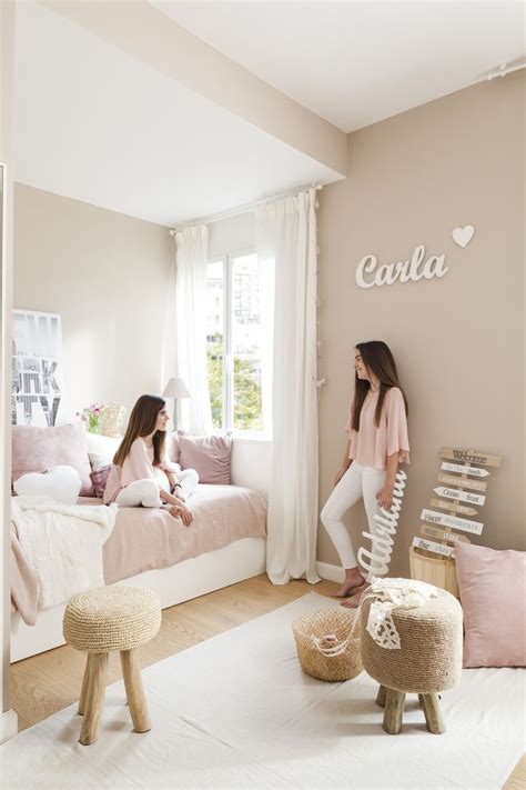 Vêtements bébé, fille, garçon de 0 à 14 ans, chaussures, habits de grossesse et puériculture Pin en Comedor