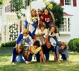 Nicolas hides some toys he brought into the house without buying them. Eight is Enough last episode aired 30 years ago today