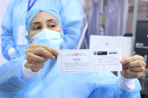 La vacuna rusa de adenovirus es segura y debería. 15 vacunas de COVID-19 están perdidas en 5 ciudades de ...