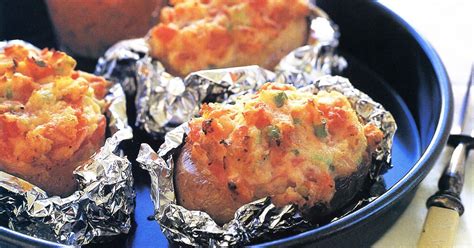 Preparation put oven rack in middle position and preheat oven to 425°f. Stuffed baked potatoes