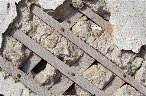 Lath And Plaster Walls Basics And Repairs