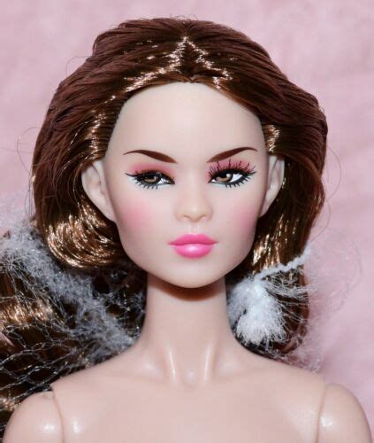 Navia Phan Coming Out 12 5 In Meteor Nude Doll Long Nails Xtra Hands