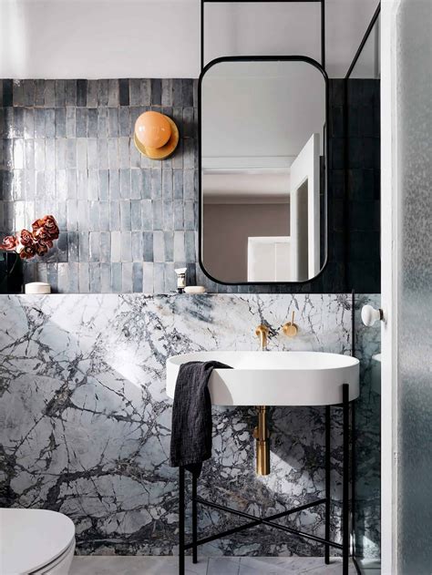 17 Fresh And Inspiring Bathroom Mirror Ideas To Shake Up Your Morning Lipstick Routine