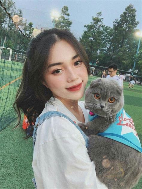 Misthy và linh ngọc đàm là những streamer đứng top đầu về thu nhập. Linh Ngọc Đàm trong 2020 | Mèo, Động vật, Dễ thương