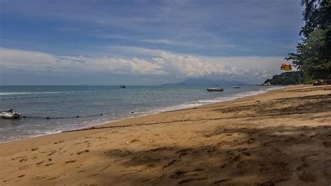 There are plenty of cheap and luxurious hotel options and relaxation facilities near the beach, but you're also within a short drive of some of penang's top. Malaysia - Penang - Sehenswürdigkeiten George Town und ...
